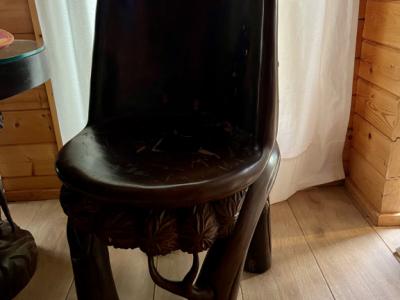 EXKLUSIV:   Massive Tropenholz Sitzgarnitur - 4 Stühle und 1 Tisch