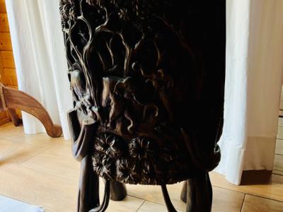 EXKLUSIV:   Massive Tropenholz Sitzgarnitur - 4 Stühle und 1 Tisch