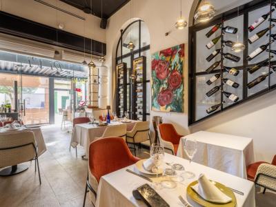 EXCLUSIVA: Casa residencial con licencia vacacional y local en Puerto Alcudia