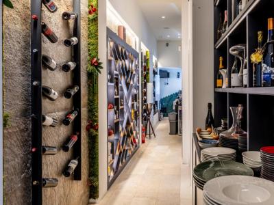 EXCLUSIVA: Casa residencial con licencia vacacional y local en Puerto Alcudia