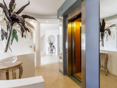 EXCLUSIVA: Casa residencial con licencia vacacional y local en Puerto Alcudia