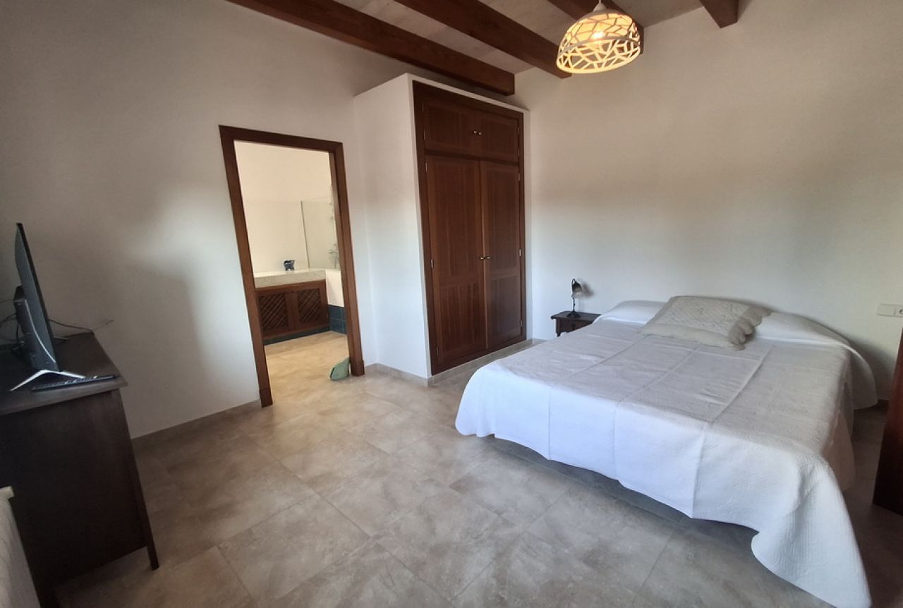 Exclusiva y elegante finca de 2 plantas con todos los extras cerca de Campos-Felanitx -- F 50