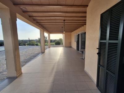 Exclusiva y elegante finca de 2 plantas con todos los extras cerca de Campos-Felanitx -- F 50