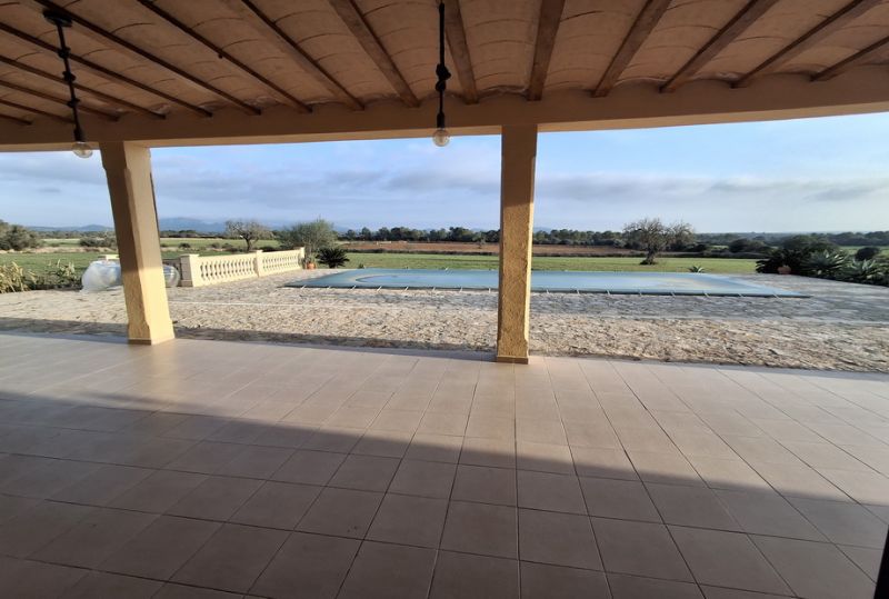 Exclusiva y elegante finca de 2 plantas con todos los extras cerca de Campos-Felanitx -- F 50