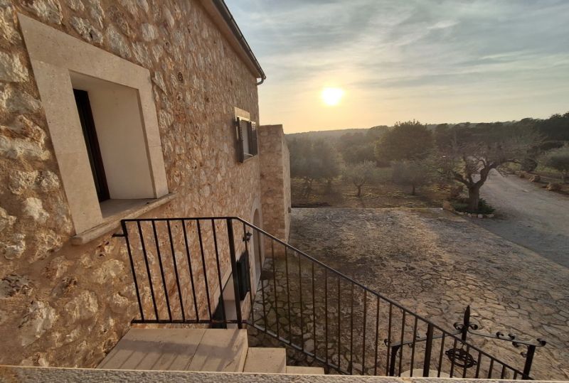 Exclusiva y elegante finca de 2 plantas con todos los extras cerca de Campos-Felanitx -- F 50