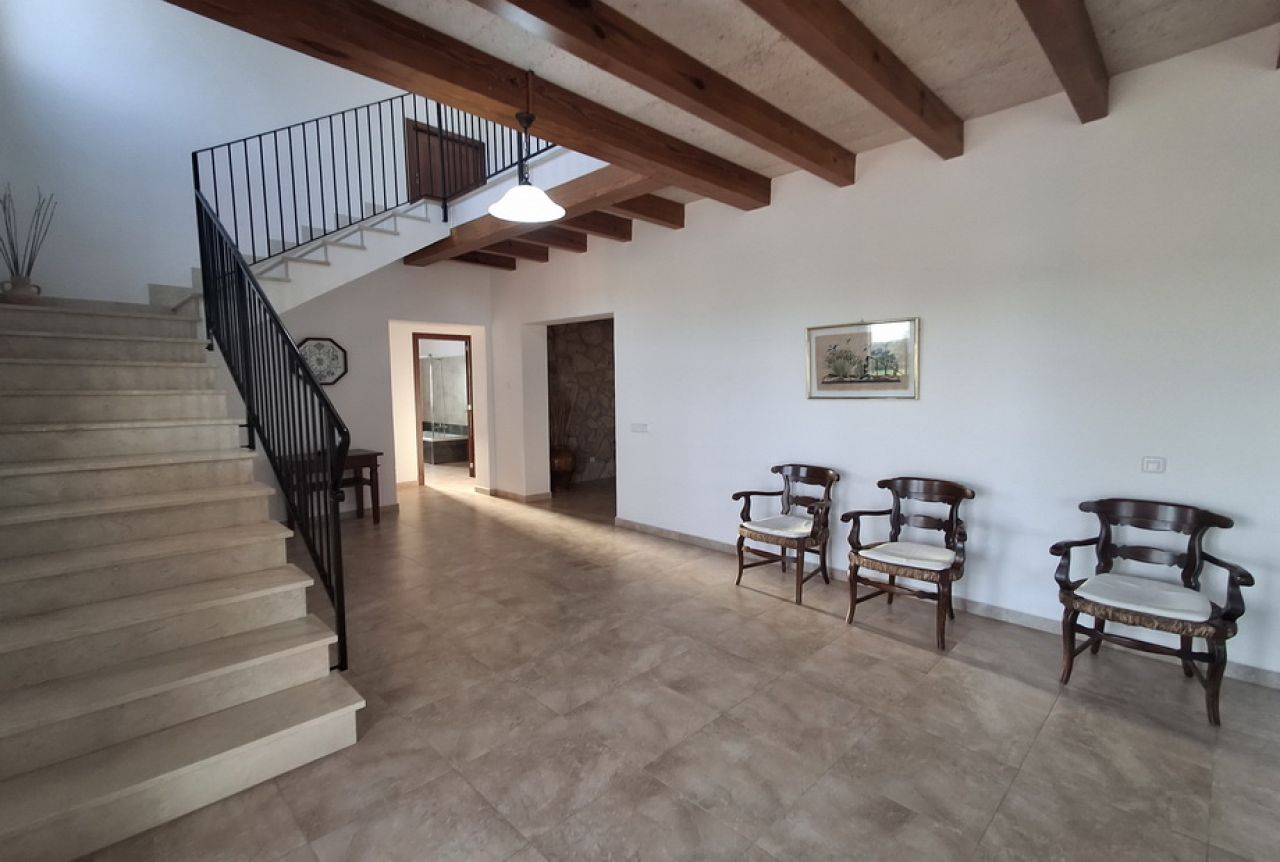 Exclusiva y elegante finca de 2 plantas con todos los extras cerca de Campos-Felanitx -- F 50