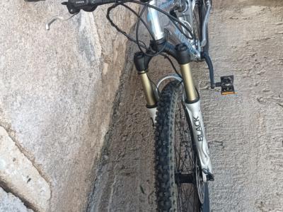 Bicicleta specialized stumpjumper m4