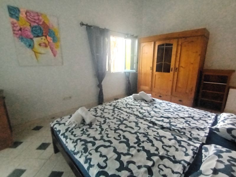 Ferien 2027: 2 Etagenchalet mit Pool, Terrassen, AC in ruhiger Lage von Cala LLombards -- CH 10 FZ