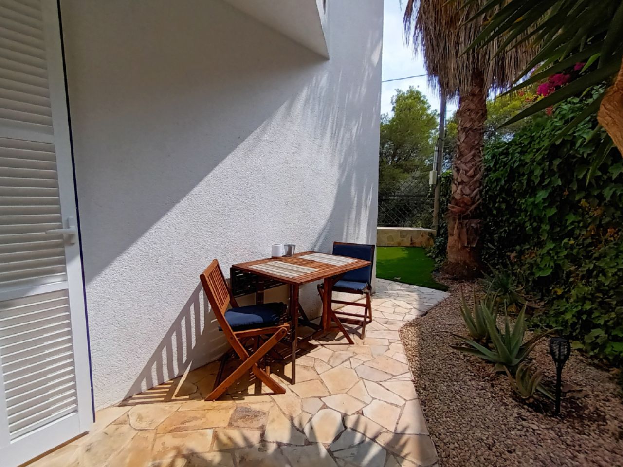 Ferien 2027: 2 Etagenchalet mit Pool, Terrassen, AC in ruhiger Lage von Cala LLombards -- CH 10 FZ