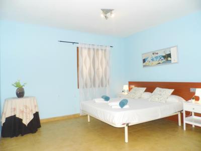 FERIEN: Chalet mit Pool am Ortsrand  von Portocolom -- CH 02 FZ