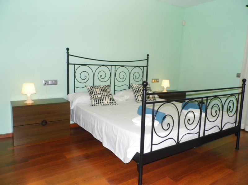 FERIEN: Chalet mit Pool am Ortsrand  von Portocolom -- CH 02 FZ