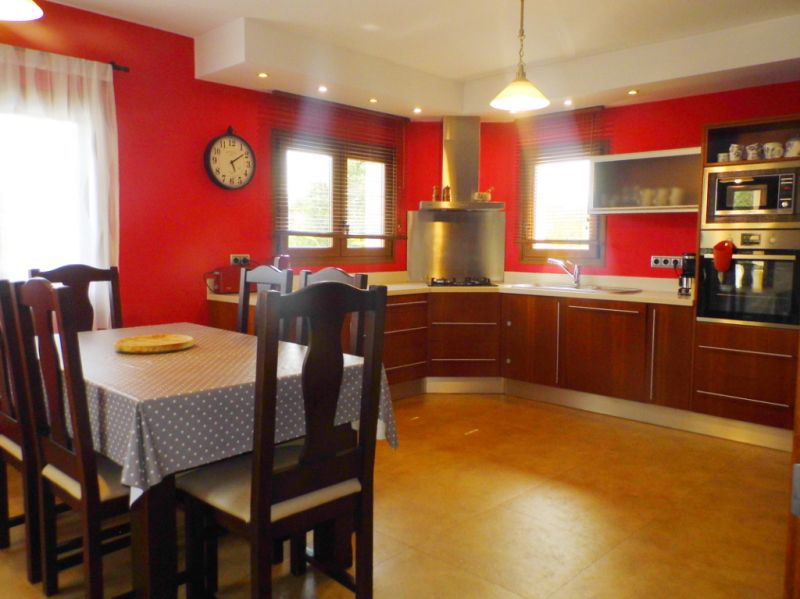 FERIEN: Chalet mit Pool am Ortsrand  von Portocolom -- CH 02 FZ