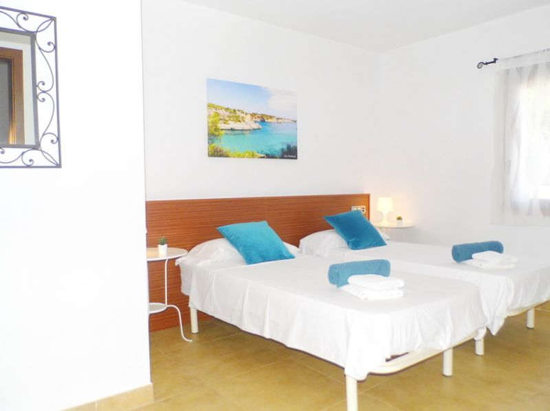 FERIEN: Chalet mit Pool am Ortsrand  von Portocolom -- CH 02 FZ