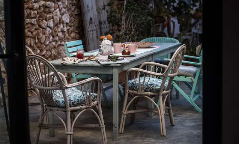 VACACIONES: Moderna casa de pueblo con patio y terraza en Es LLombards - DH 12 FZ