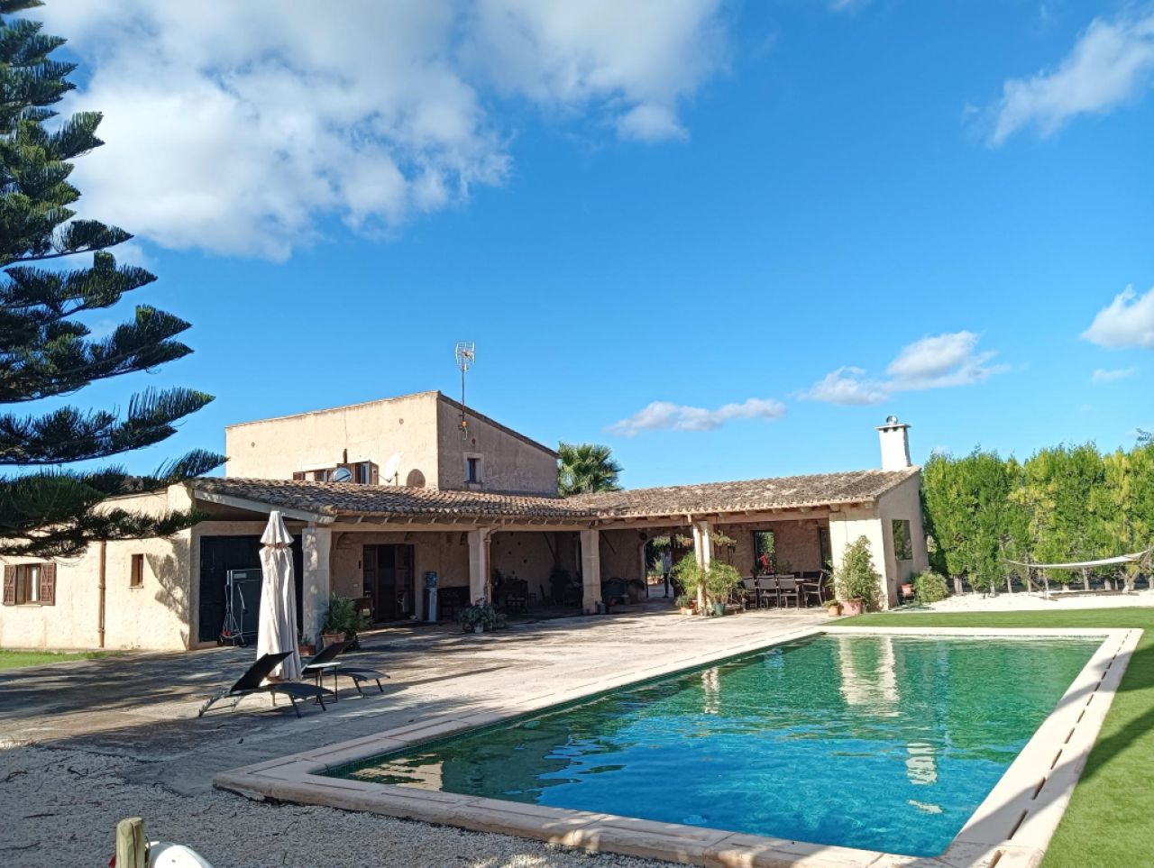 Holiday: Beautiful finca with pool in a quiet location of Son LLorenc - North Mallorca --- F 03 FZ