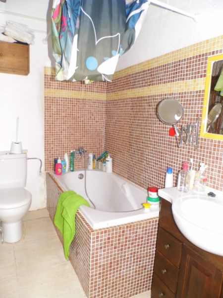 Finca mit 23 Plätzen / Lizenz mit Pool und vielen Extras bei Cala de Mallorca ---- F 50 CM