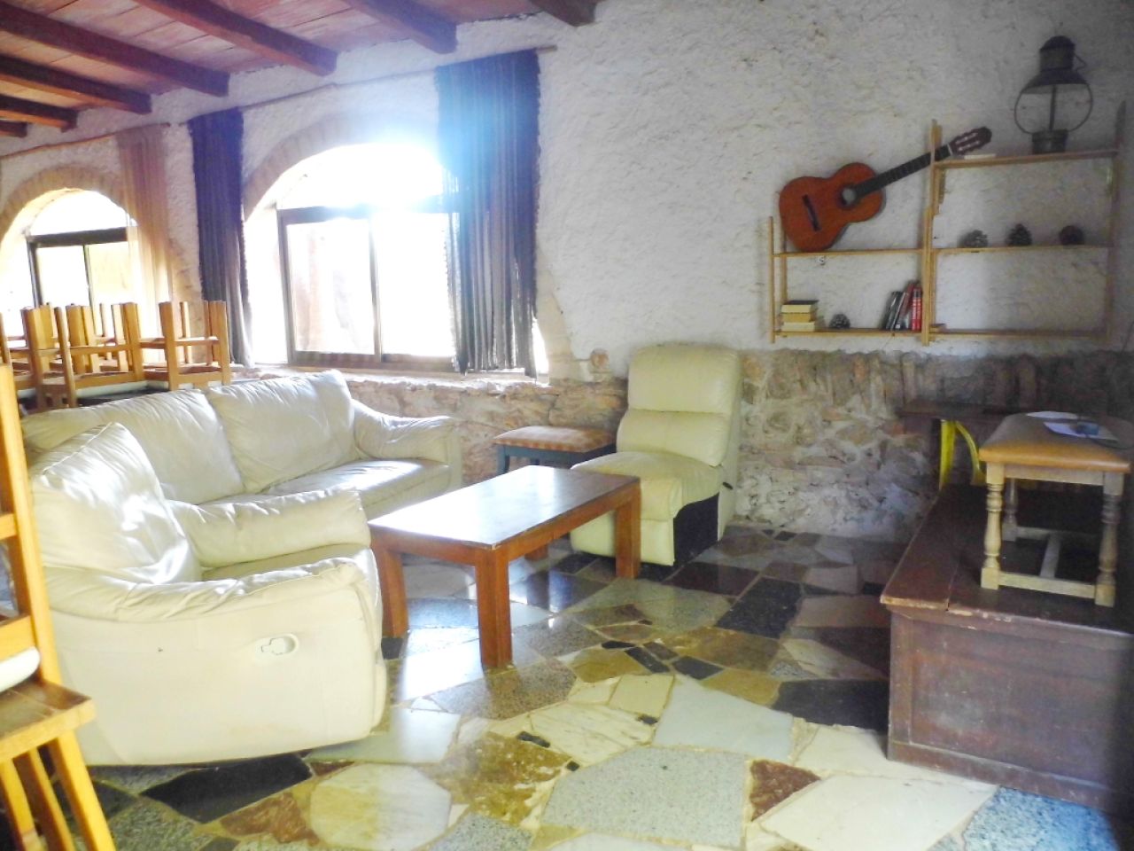 Finca mit 23 Plätzen / Lizenz mit Pool und vielen Extras bei Cala de Mallorca ---- F 50 CM