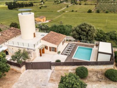 Finca mit Pool in Muro | 3 SZ | Mai Special & Sommer frei