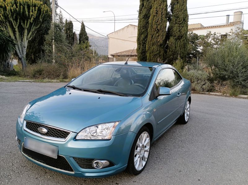 Ford Focus Cabrio 2,0 CC matrícula española ITV nueva