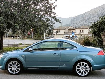 Ford Focus Cabrio 2,0 CC matrícula española ITV nueva