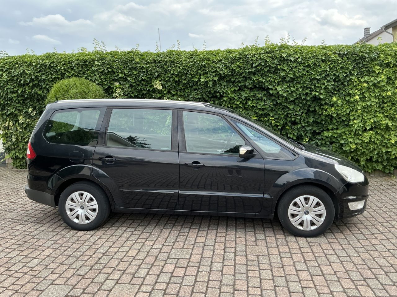 Ford Galaxy 2.0 TDCI mit 140 PS