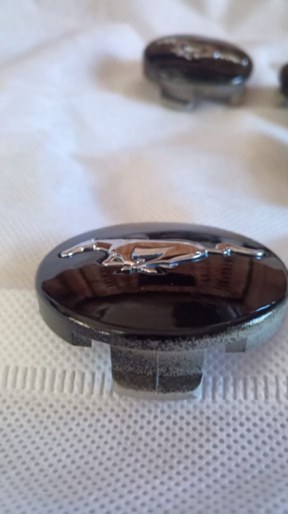 Tapas centrales originales Ford Mustang Roush Shelby Cobra 4