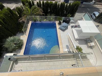 Freistehendes Haus in zweiter Linie in Alcanada mit Pool und Blick auf das Meer/Bucht nach Südosten