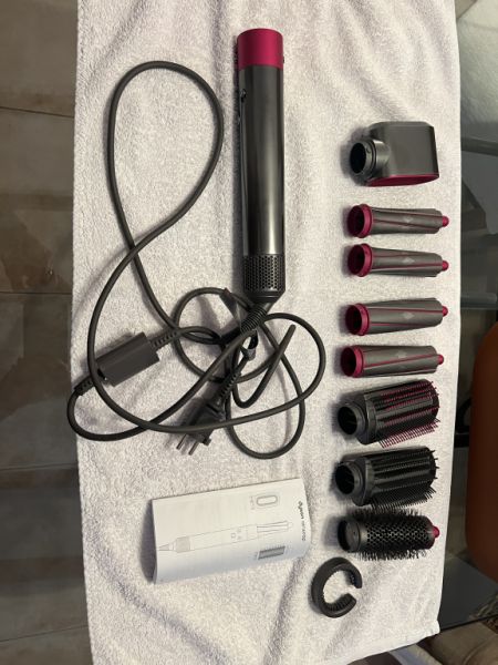 Set de peinado:  DYSON Airwrap