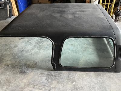 Für einen Jeep Wrangler YJ, Hardtop und Stahltüren (Re +Li)