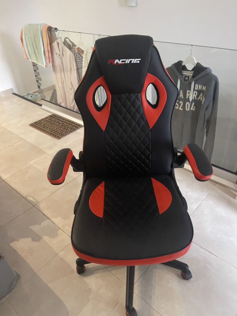 Gaming chair