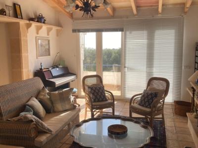 Gepflegte Haushälfte in der Cala Romantica zu verkaufen