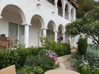 Gepflegte Haushälfte in der Cala Romantica zu verkaufen