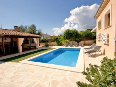 Gepflegtes Chalet auf dem Lande mit Pool und AC bei Porto Colom -- CH 19