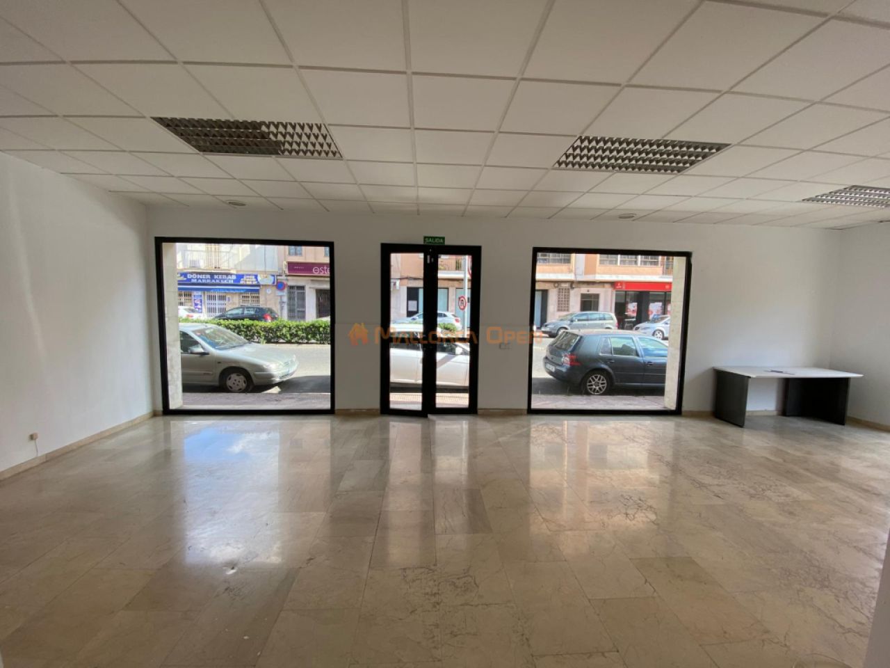 Local comercial en esquina – Avenida del Torrent, Manacor