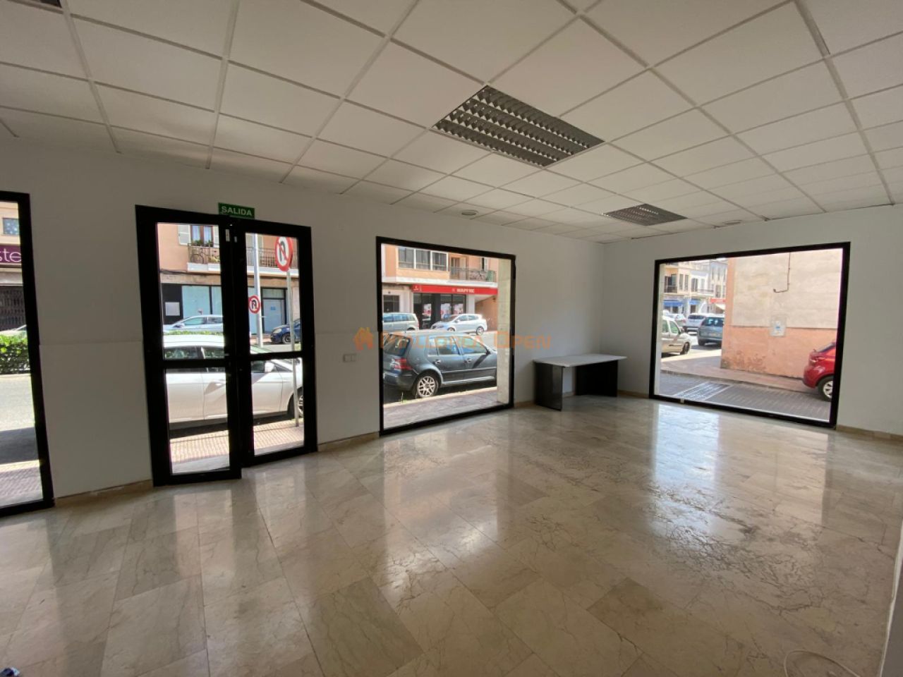 Local comercial en esquina – Avenida del Torrent, Manacor
