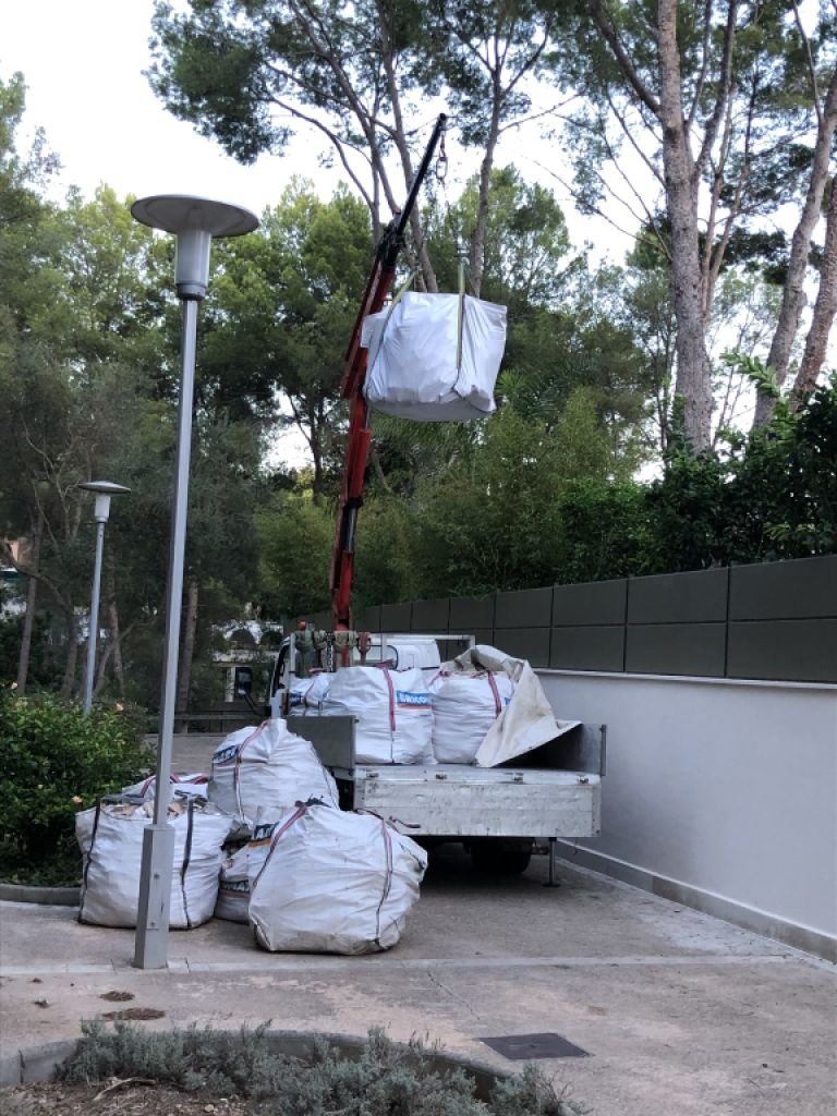 Gift debris good for filling