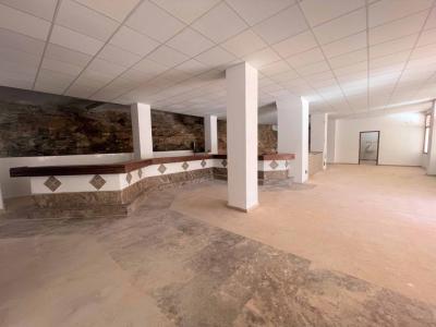 Local en venta en paseo d'es Port.