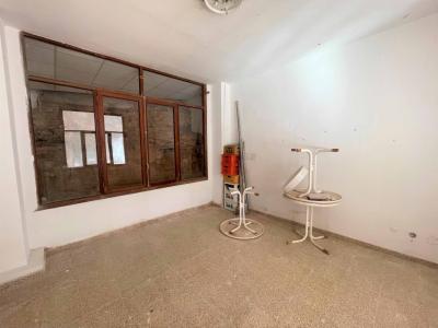 Local en venta en paseo d'es Port.