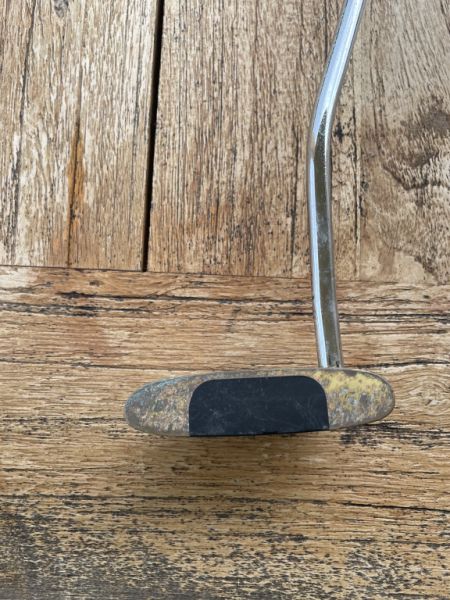 Golf Mallorca: Putter Komperdell Ebony-Brass Longitud 35''