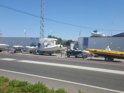 GRATIS - Lager Bootslagerung Storage von Boot Fahrzeug Stellplatz oder Hallenplatz