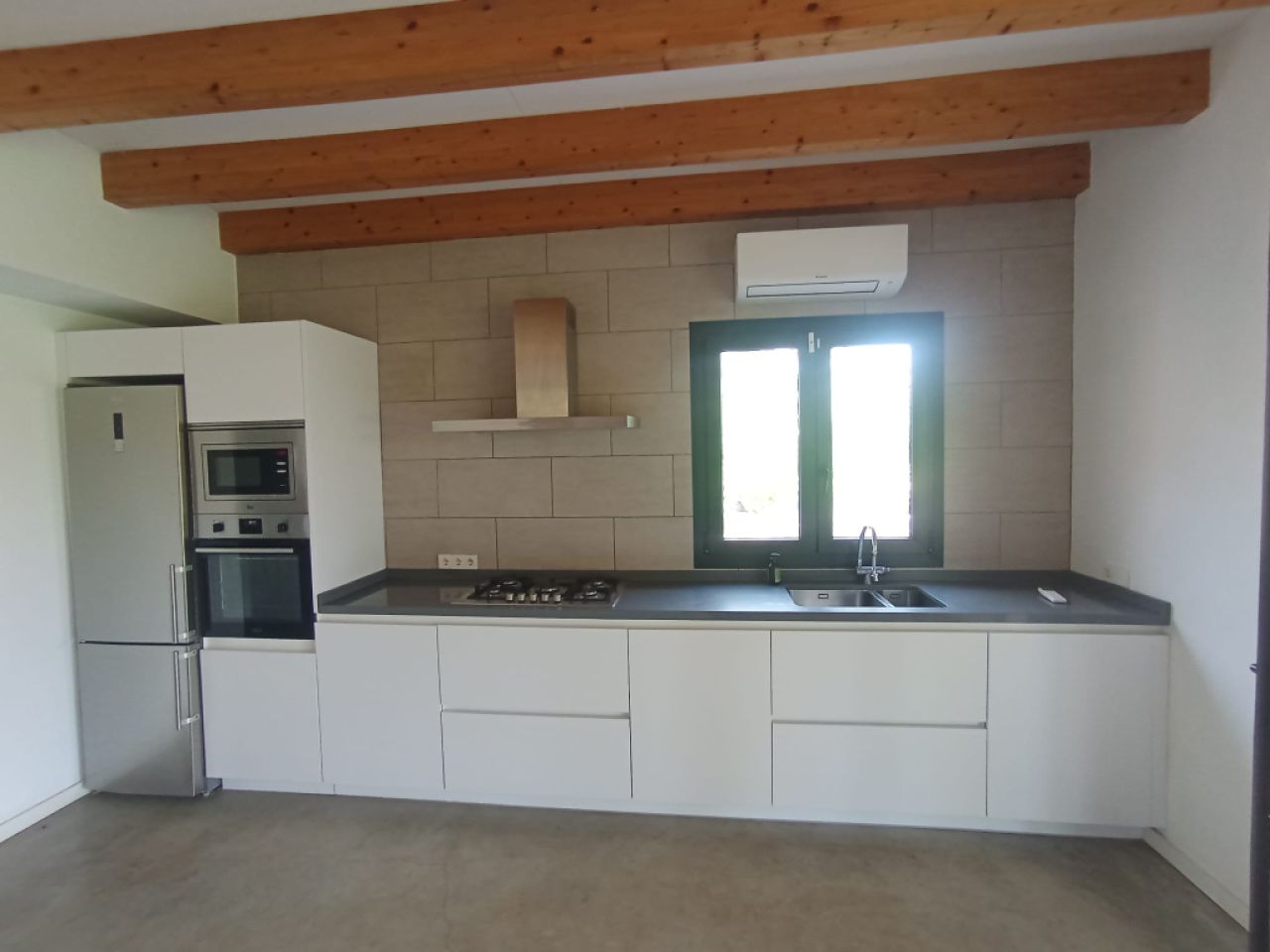 Gran finca con 2 unidades de septiembre, calefacción y piscina cerca de Felanitx --F 46