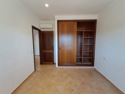 Gran finca con 4 - 5 dormitorios, estudio independiente, calefacción, piscina cerca de Calonge - Cala Dor - F 10