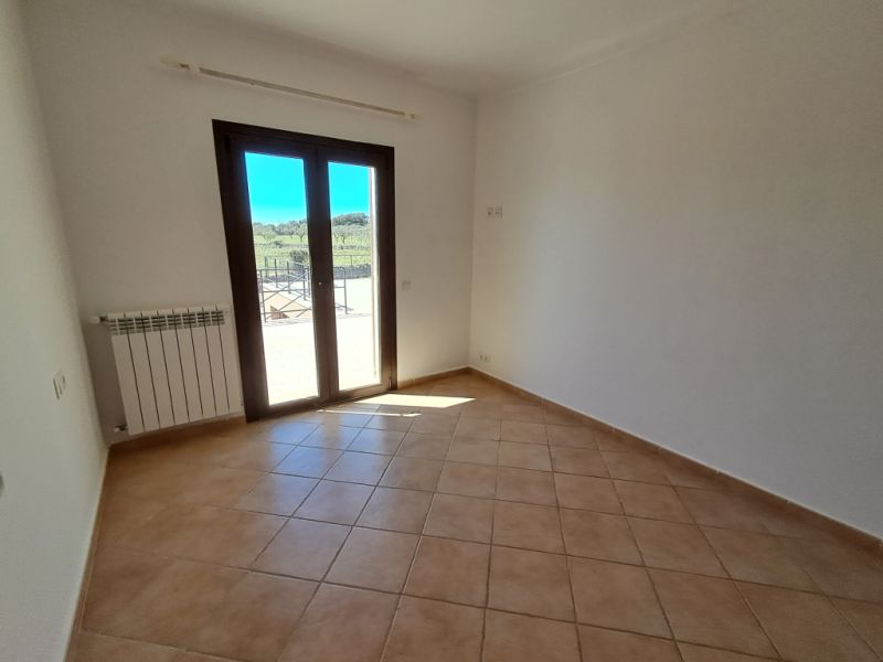 Gran finca con 4 - 5 dormitorios, estudio independiente, calefacción, piscina cerca de Calonge - Cala Dor - F 10