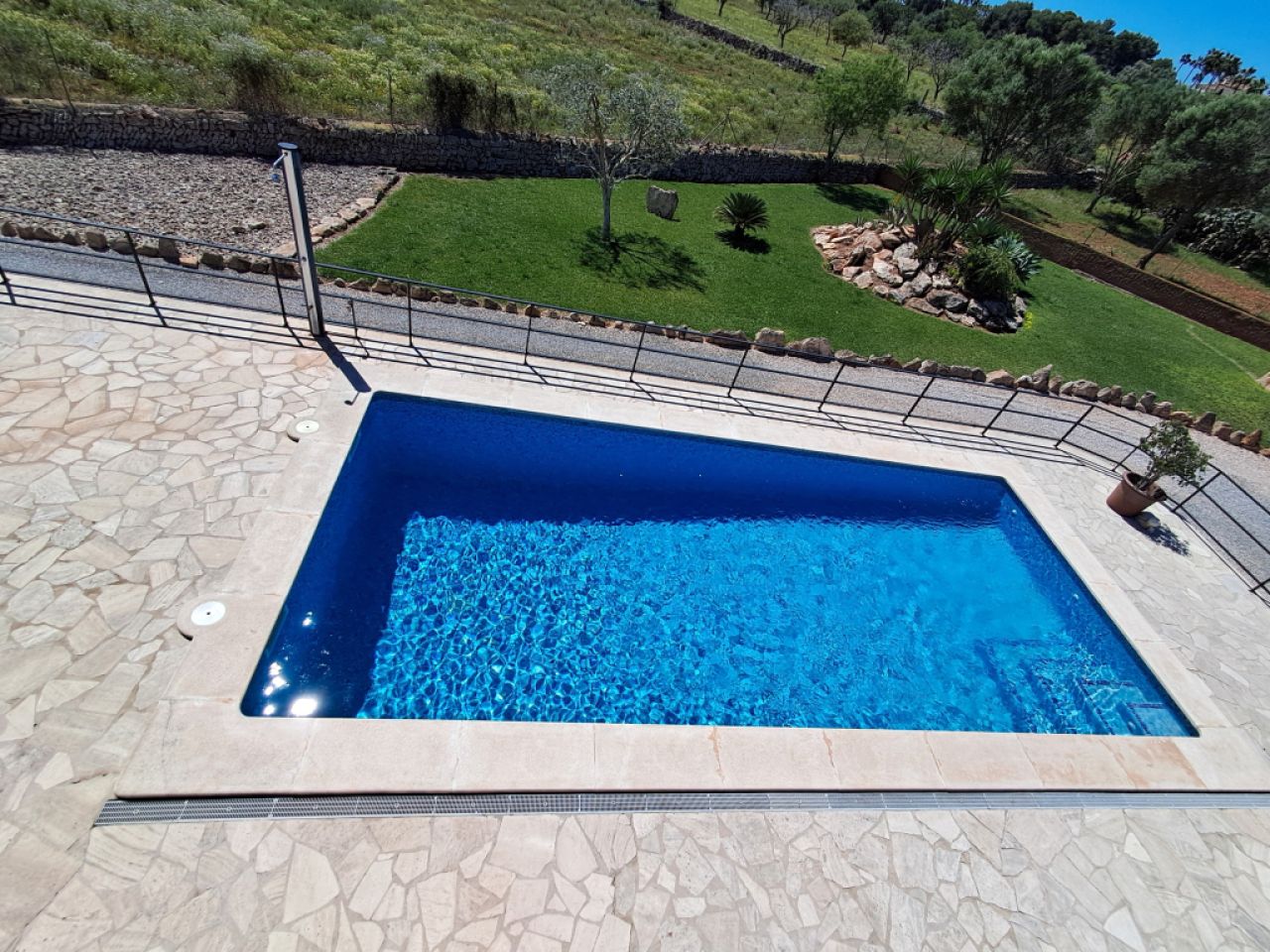 Gran finca con 4 - 5 dormitorios, estudio independiente, calefacción, piscina cerca de Calonge - Cala Dor - F 10