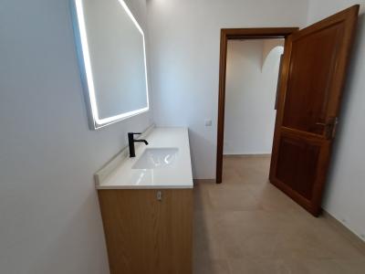 Gran finca con 4 - 5 dormitorios, estudio independiente, calefacción, piscina cerca de Calonge - Cala Dor - F 10