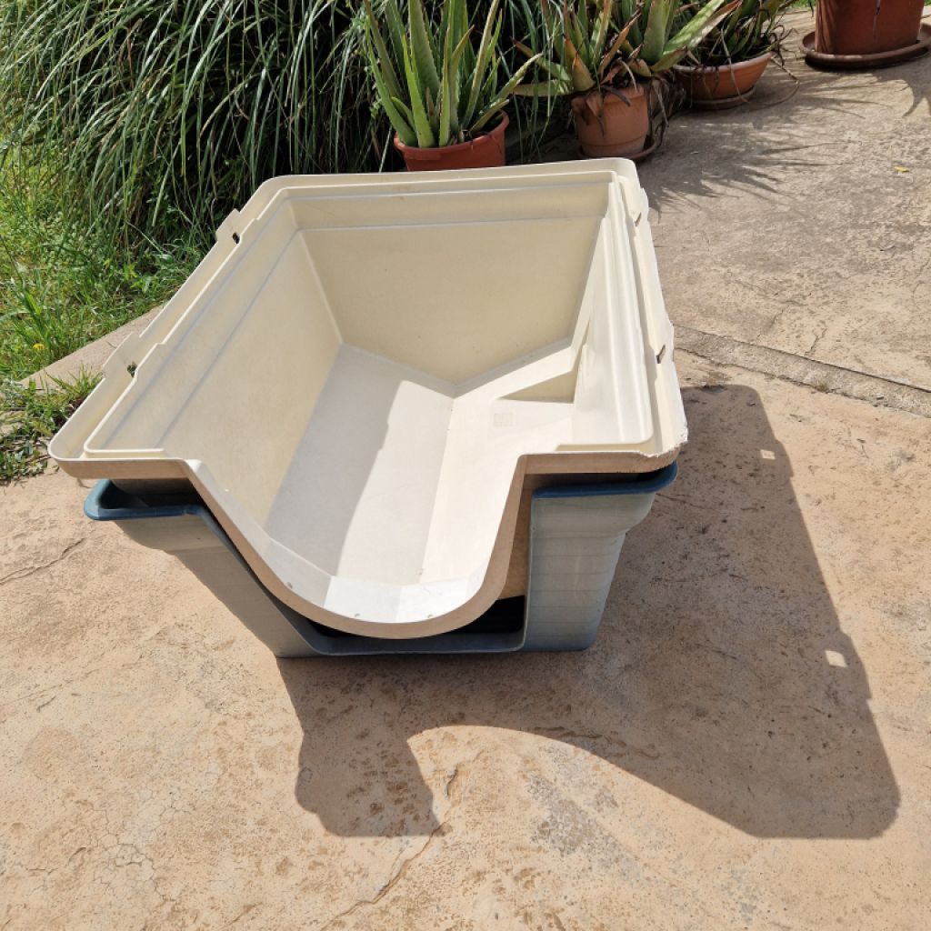 Große Hundehütte, sehr stabil