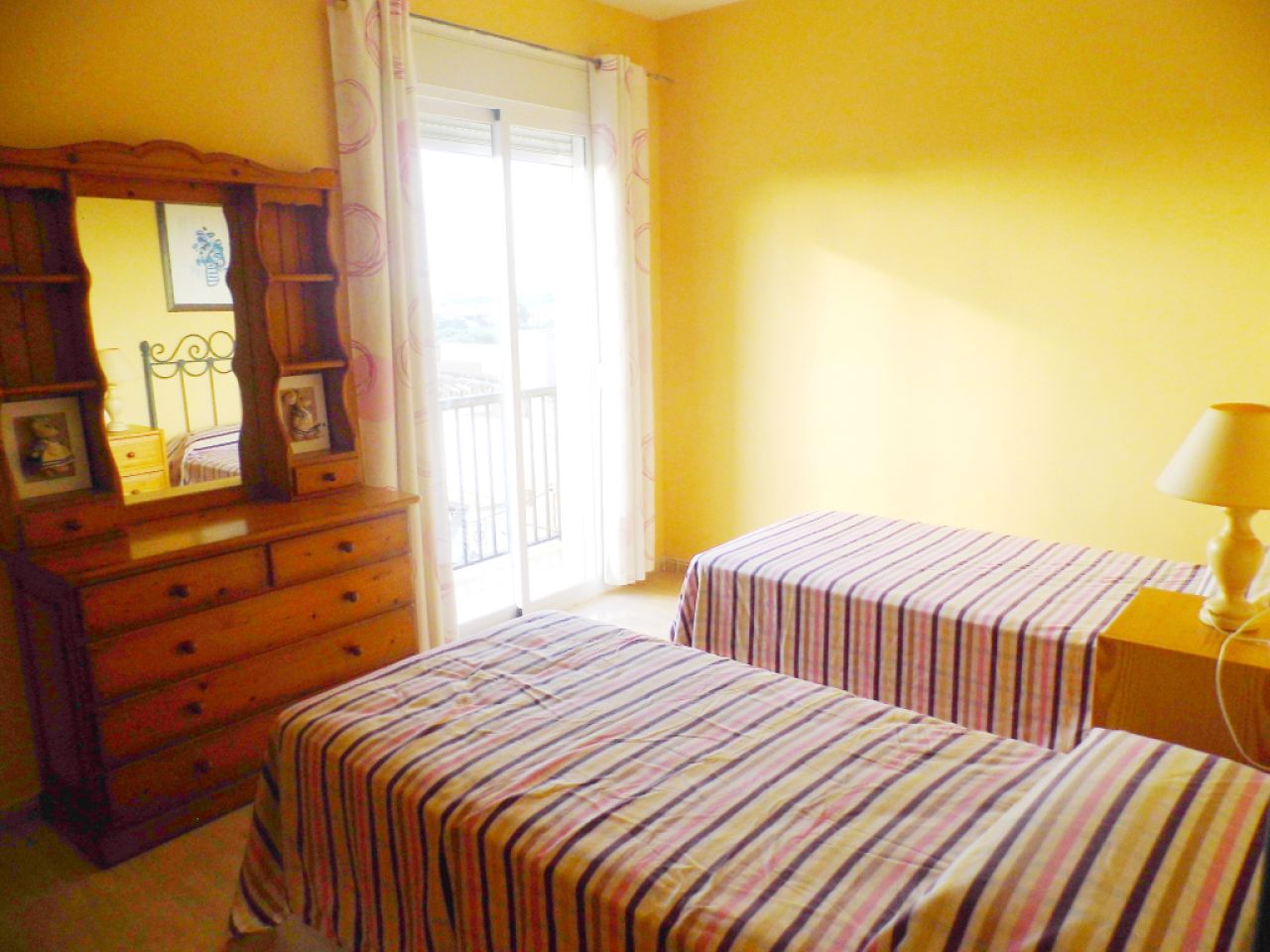 Grosse und moderne Wohnung mit Teilfeldblick in Ortsrandlage von Santanyi ---  AP 18 VK