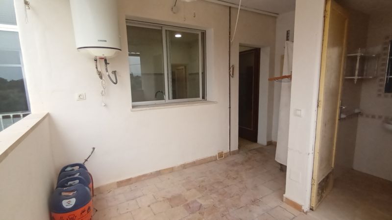 Grosse und teilmöblierte Wohnung mit überdachter Terrasse in Santanyi --- AP 64