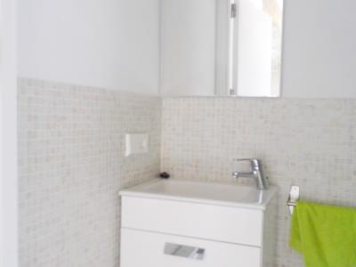 Finca grande y sin amueblar con 2 unidades de septiembre y piscina cerca de Felanitx-Campos --- F 46