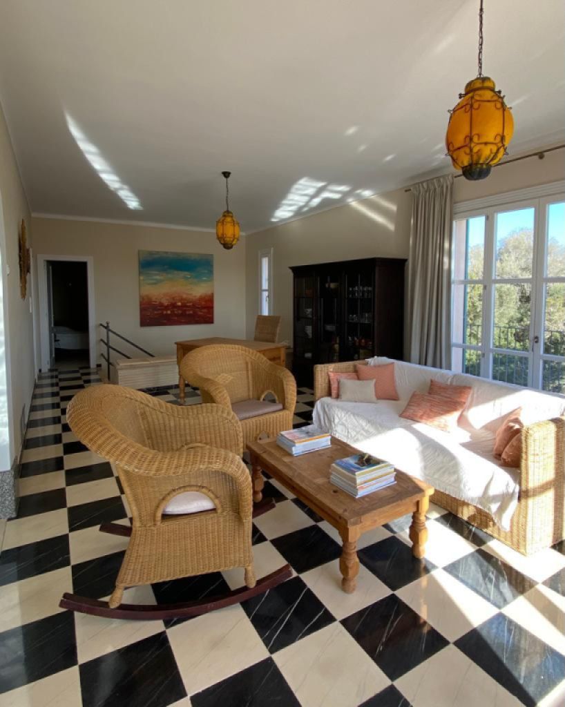 Grosses und in guter Lage liegendes Chalet an der S Almunia -- Santanyi --- CH 64